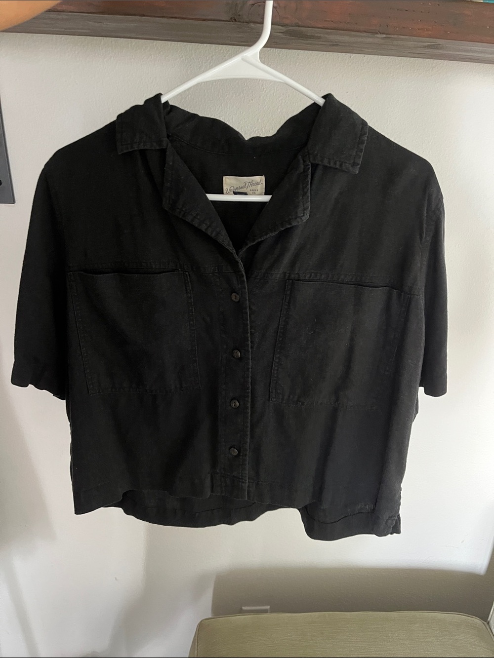 Universal Thread Black Short Sleeve Button-Down Shirt